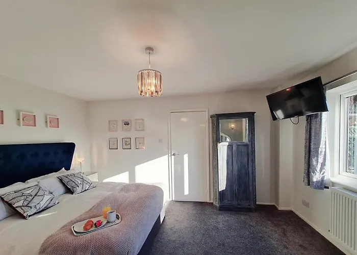 Bensons Gem - Cyanacottages Holiday home *