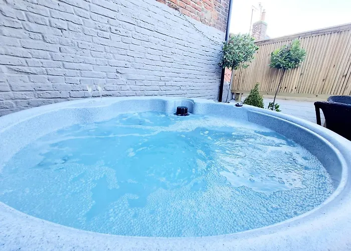 Bensons Gem - Cyanacottages *