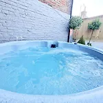 Bensons Gem - Cyanacottages *