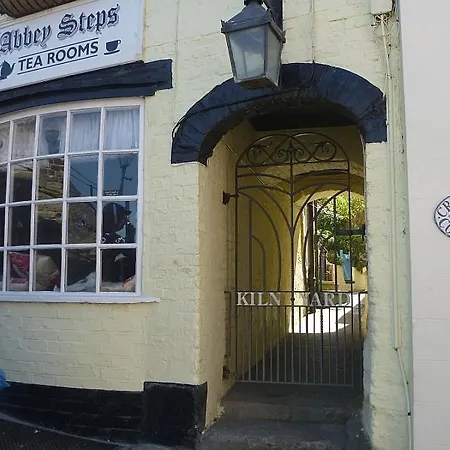 Holiday home Bensons Gem - Cyanacottages